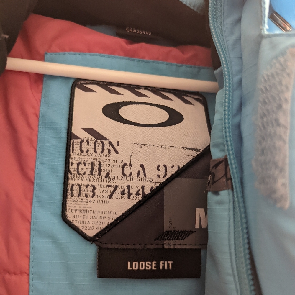 Oakley Baby Blue‎ Snow Jacket - Picture 4 of 11